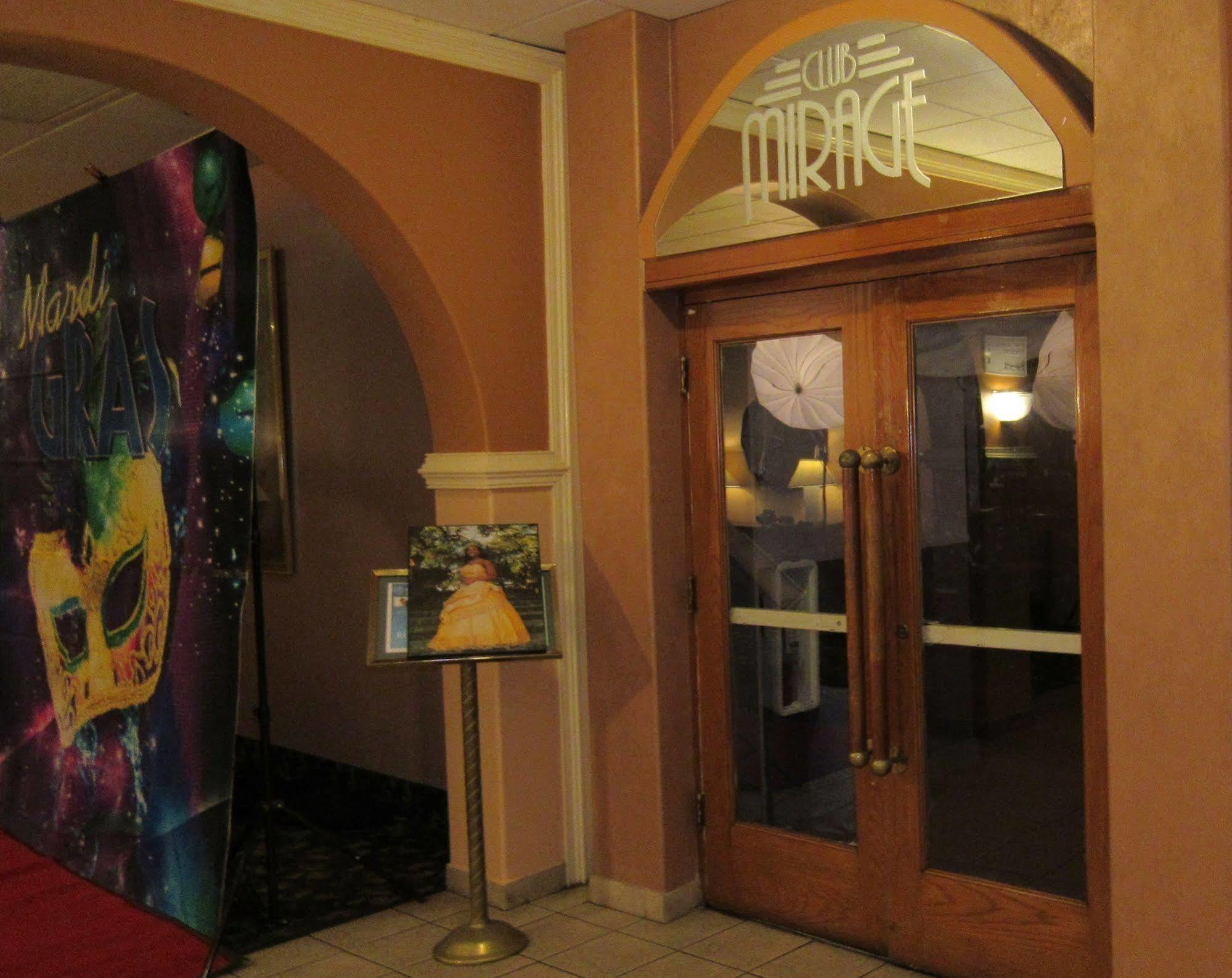 Sawgrass Inn & Conference Center 普兰塔寻 外观 照片