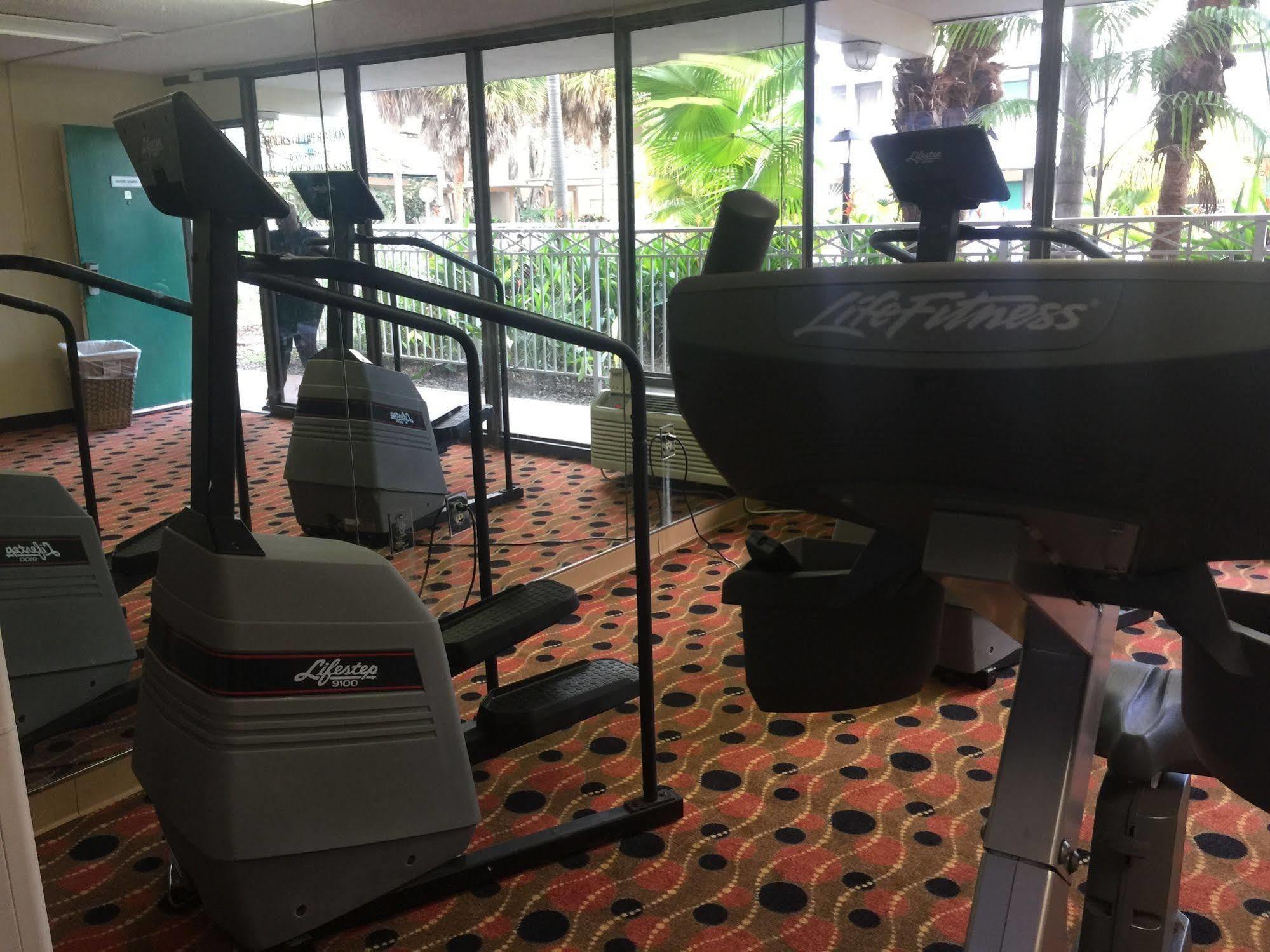Sawgrass Inn & Conference Center 普兰塔寻 外观 照片