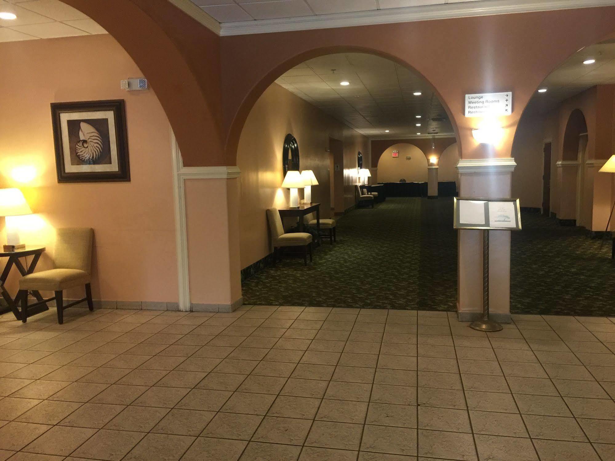 Sawgrass Inn & Conference Center 普兰塔寻 外观 照片